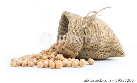 chickpeas on a sack vegetarian food chickpeas on a sack vegetarian food 39555266
