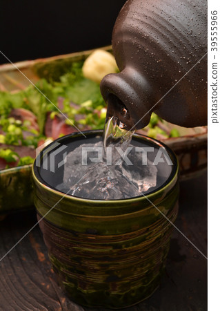 Shochu bonito 39555966