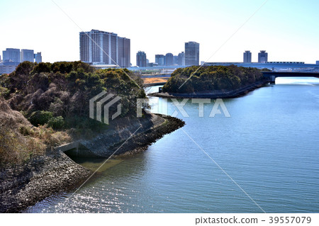 Old breakwater of the Shinonome canal 39557079