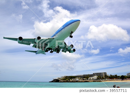 一架飛機 39557711