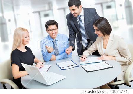 Business team 39557743