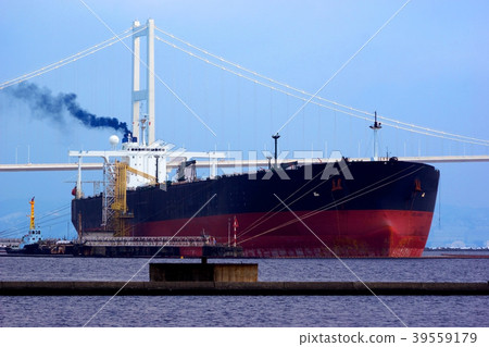 Huge oil tanker and suspension bridge Huge oil tanker and suspension bridge 39559179
