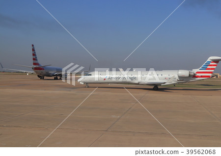 Scenery of Dallas / Fort Worth International Airport (Texas, USA) 39562068
