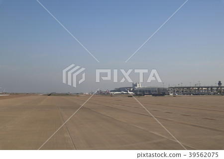 達拉斯/沃斯堡國際機場(德克薩斯州,美國)的風景 達拉斯/沃斯堡國際機場(德克薩斯州,美國)的風景 39562075
