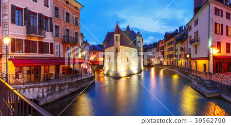 Annecy, called Venice of the Alps, France 39562790