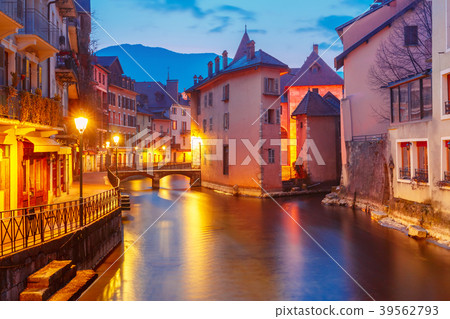 Annecy, called Venice of the Alps, France 39562793