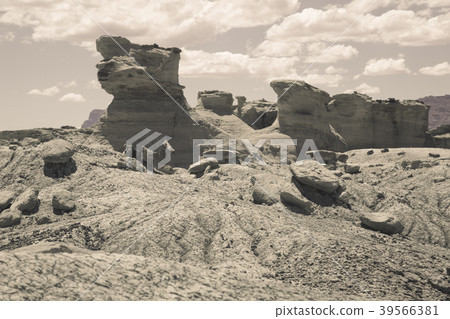 Geological formations in Ischigualasto 39566381