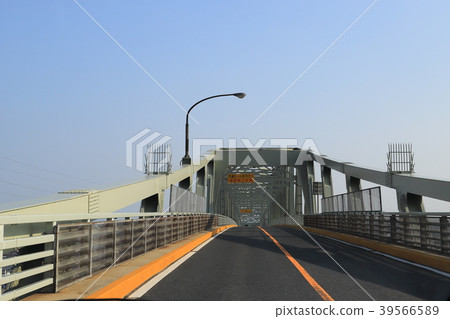 從松江市到境港市觀看Sakai Suido大橋 從松江市到境港市觀看Sakai Suido大橋 39566589