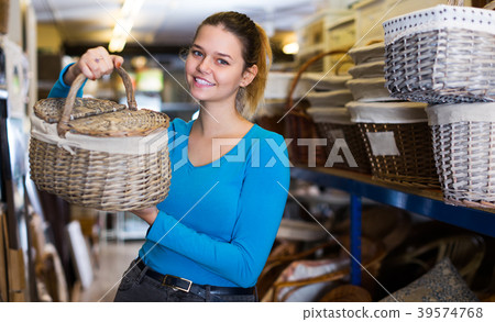 teenager demonstrates the choice of the picnic basket teenager demonstrates the choice of the picnic basket 39574768