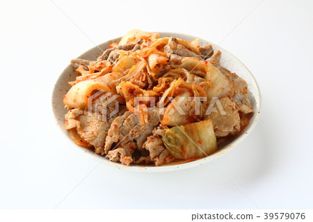 用泡菜和豬肉炒 39579076