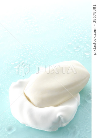 Foam and soap 39579391