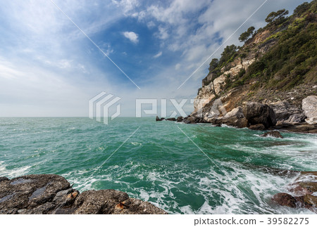 Cliffs in the Gulf of La Spezia Punta Bianca Italy Cliffs in the Gulf of La Spezia Punta Bianca Italy 39582275
