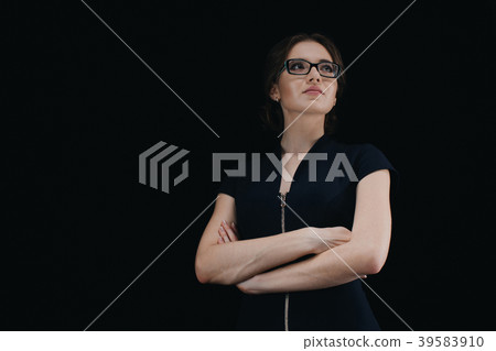 Portrait of attractive young caucasian business Portrait of attractive young caucasian business 39583910
