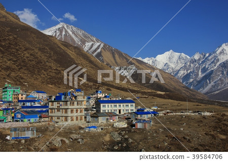 Hotels in Kyanjin Gumba, Nepal. Tserko Ri. Hotels in Kyanjin Gumba, Nepal. Tserko Ri. 39584706