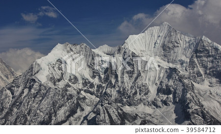Beautiful shaped mountain Gangchenpo. Beautiful shaped mountain Gangchenpo. 39584712