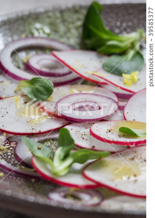 Macro shot of a state-of art dish of salad Macro shot of a state-of art dish of salad 39585377
