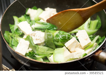 Chicken meat Chicken meat 39585521