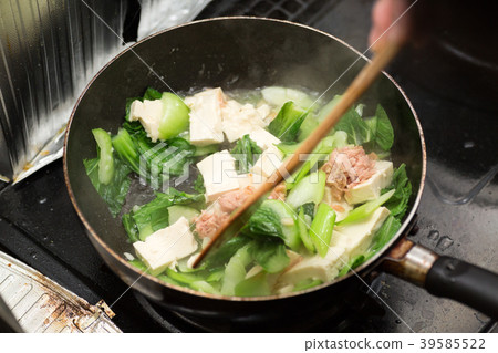 Chicken meat 39585522