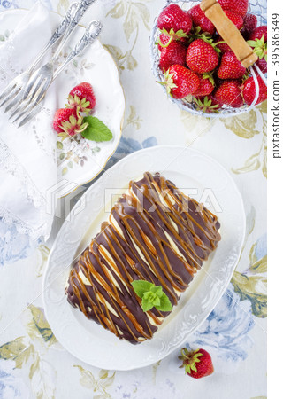 chocolate caramel cheesecake  39586349