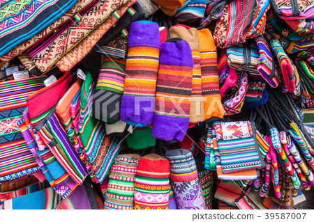 Souvenir tourist market 39587007