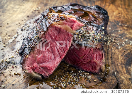 Barbecue aged Wagyu Rib Eye Steak  39587376