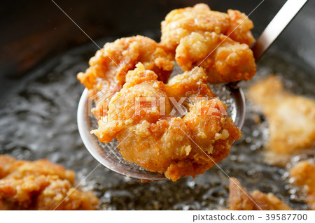 雞母乳喂養 39587700