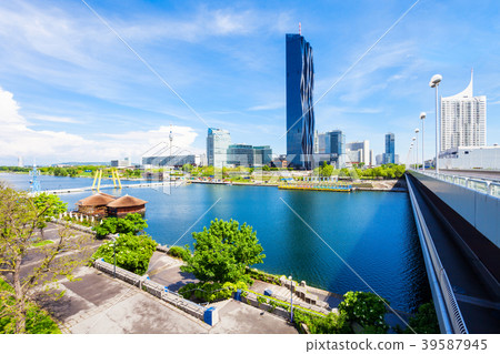 Danube modern district Vienna 39587945