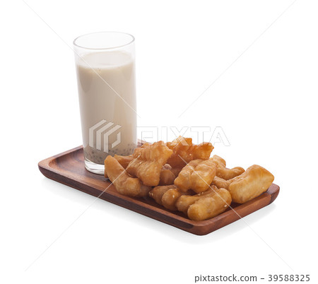 Deep fried dough stick.Oil-fried pastry Thai style 39588325