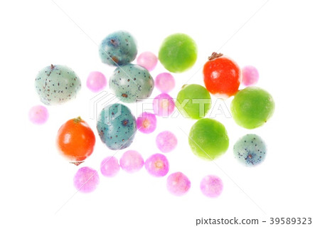 秋天小果子多種白色背景 39589323