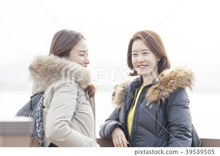 Couple, Friends, Travel, Gyeongpoho, Gangneung, Gangwon-do 39589505