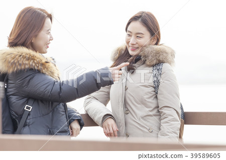 Couple, Friends, Travel, Gyeongpoho, Gangneung, Gangwon-do 39589605