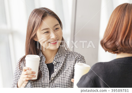 Couple, Friends, Dating, Colleagues, Young Women, Korea Couple, Friends, Dating, Colleagues, Young Women, Korea 39589781