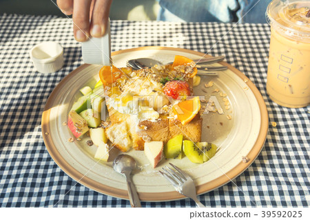 Honey toast (Popular food) 39592025