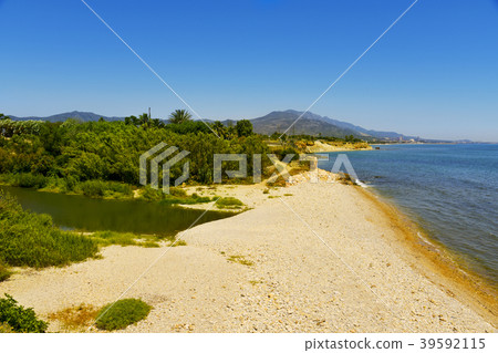 mouth of Senia River in Vinaros, Spain. 39592115