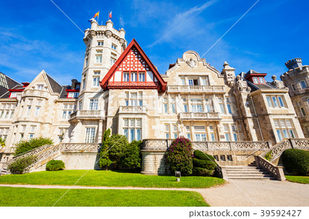 Magdalena Palace in Santander Magdalena Palace in Santander 39592427