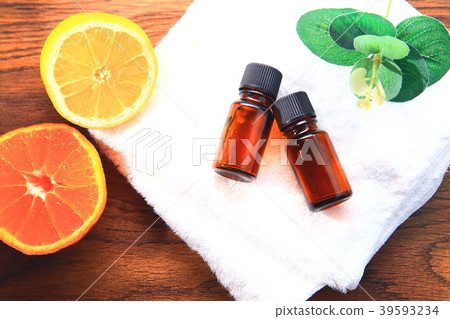 Aroma material. 2 bottles of aroma oil. Orange, lemon and eucalyptus. 39593234
