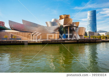 The Guggenheim Museum in Bilbao The Guggenheim Museum in Bilbao 39593814