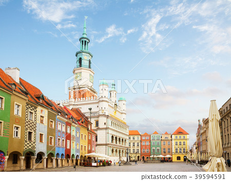 Old market square in Poznan,  Poland 39594591