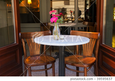 street cafe at spring, Poznan 39595637
