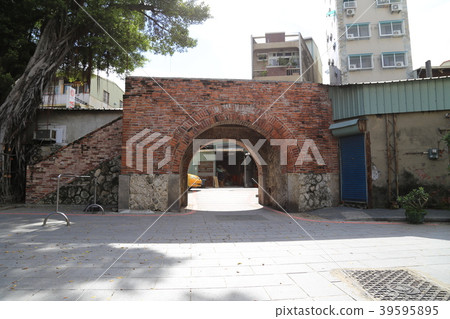 Tainan tourist area · Xiamen 39595895