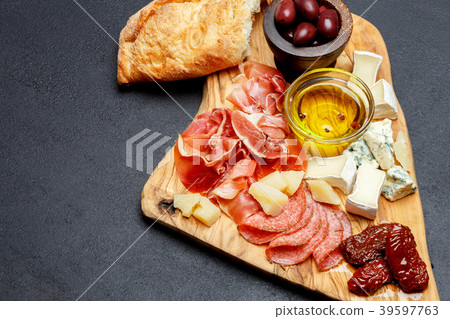 Meat and cheese plate with salami sausage, chorizo 39597763