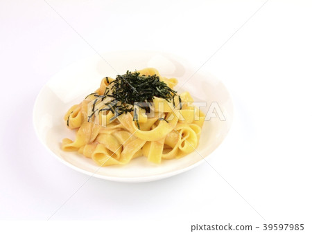 Tarako spa using raw pasta 39597985