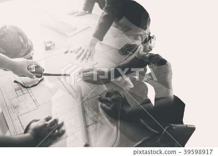 Double exposure of a businessman 39598917