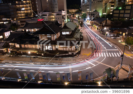 愛媛dogo Onsen夜視圖 照片素材 圖片 圖庫