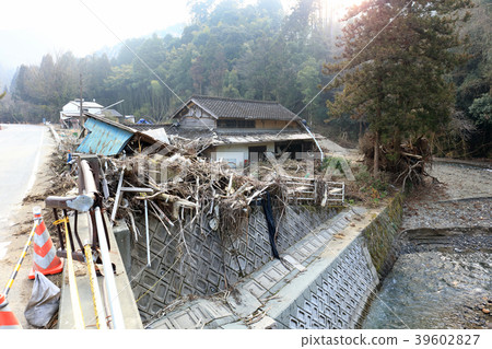 在災害發生以來8個月的九州北部暴雨過後,朝倉市_黑川·薩薩梅地區(2018年3月) 在災害發生以來8個月的九州北部暴雨過後,朝倉市_黑川·薩薩梅地區(2018年3月) 39602827