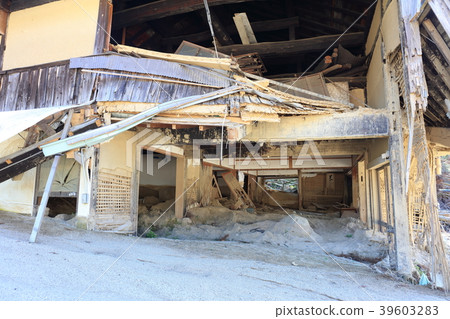 在九州北部8個月的強降雨過後,朝倉市_栃木縣/松樹區已經從災難中消失(2018年3月) 在九州北部8個月的強降雨過後,朝倉市_栃木縣/松樹區已經從災難中消失(2018年3月) 39603283