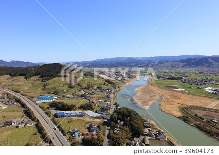 在九州北部（2018年3月）大雨之後的朝倉市_芝壩區災害已經過去了8個月 39604173