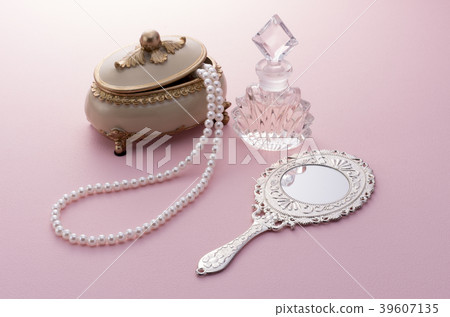 女士配飾 39607135