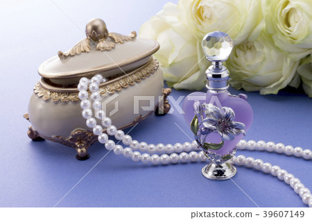 女士配飾 39607149