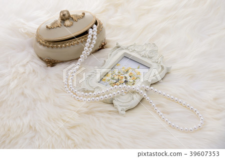 女士配飾 39607353